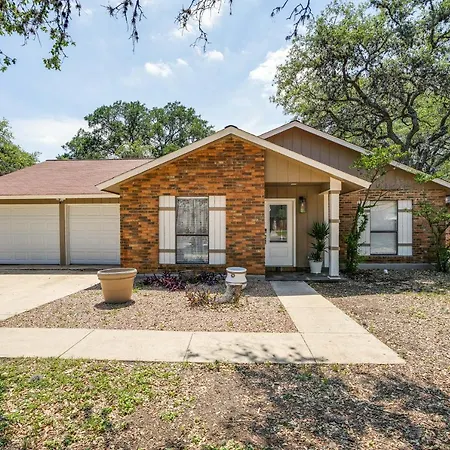 Serene San Antonio Vacation Home With Smart Tvs